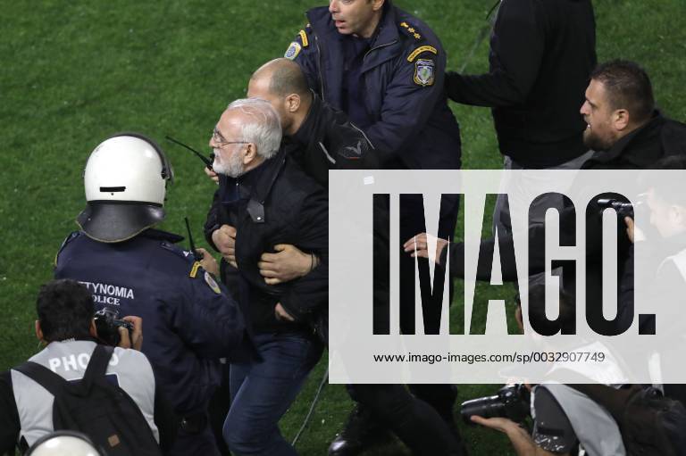 - SPORT March 11, 2018 - Thessaloniki, Greece - PAOK owner, businessman Ivan Savvidis invades into the pitch during the Greek League soccer match between PAOK and AEK Athens in the northern Greek city of Thessalonik. Savvidis invaded the pitch twice. The second time, without the overcoat he was wearing before, a pistol was clearly visible in its holder. AEK officials claim Savvidis threatened the referee during his first foray into the pitch, before being pulled away by his retinue. Greece Soccer - ZUMAe114 20180311_zaa_e114_003