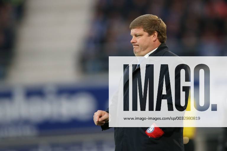 - GENT, BELGIUM: Gent s head coach Hein Vanhaezebrouck pictured during the Jupiler Pro League match between KAA Gent and KV Kortrijk, in Gent, Sunday 05 April 2015, on the first day of the Play-off 1. BRUNOxFAHY x77561394x
