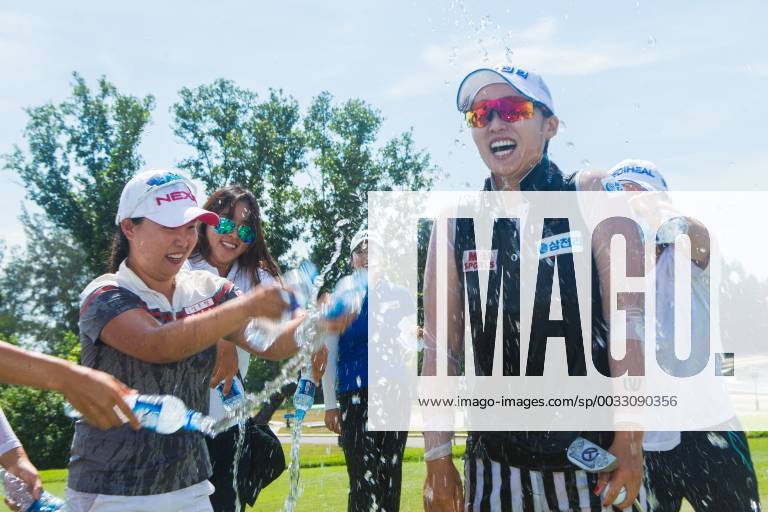 South Korean golfer Hong Ran celebrates after winning the Brunei Ladies Open golf tournament during the 2018 CLPGA Tour in Brunei, 19 March 2018. Hong Ran earned her first victory since 2010 on Monday (19 March 2018) when the South Korean golfer won the inaugural Brunei Ladies Open title after going wire-to-wire for a five stroke win. The 31-year-old closed with a bogey-free round of seven-under 64, the same score she posted in the opening round, to finish on 18-under par for the tournament. Her fourth career win was worth KRW140 million (US$130,774). Hong s compatriots Choi Ka-ram (64), Ji Han-sol (66) Han Jin-seon (68) and Jang Eun-soo (68) were equal runners-up at the Empire Hotel and Country Club course. The KRW700 million tournament was sanctioned by the China LPGA Golf Damen Tour, the Brunei Darussalam Golf Association and the LPGA of South Korea Tour (KLPGA). Hong goes wire-to-wire for Brunei win pbu771107_13