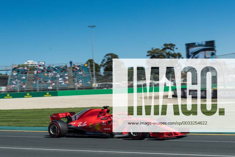Sebastian Vettel (Scuderia Ferrari) mit seinem Auto auf der Strecke, Grosser Preis von Australien 2018, freies Training, Motorsport, Formel 1, 23.03.2018, Melbourne