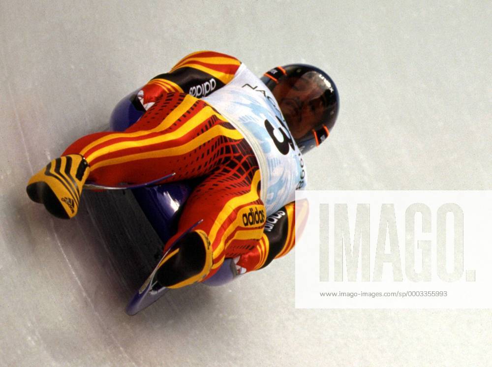 Georg Hackl (Deutschland) Rennrodeln OS Winter Herren Olympische Spiele 1998, Winterspiele, Rodeln, Rennschlittensport, Rennschlitten Einzelbild Nagano City Rennrodeln OS Winter Herren Olympische Spiele 1998, Winterspiele, Rodeln, Rennschlittensport, Rennschlitten Einzelbild Nagano City