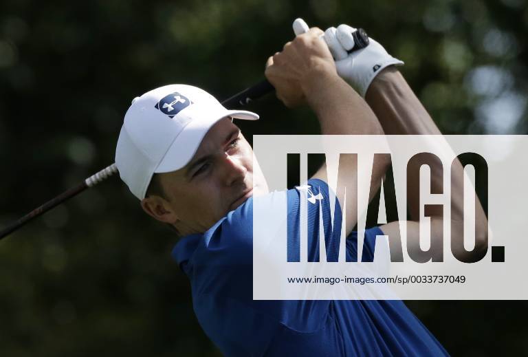 Jordan Spieth hits a tee shot on hole 2 in the 2nd round of the 2018 Masters Tournament at the Augusta National Golf Club in Augusta, Georgia, on April 6, 2018. AUG20180406103 JOHNxANGELILLO