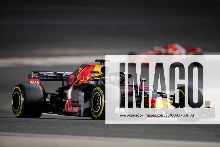 Daniel Ricciardo (Red Bull Racing) , Grosser Preis von Bahrain 2018, Freies Training, 07.04.18, Foto:Illmann Eibner Sachir