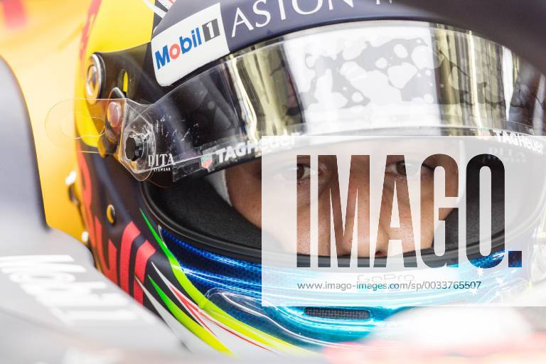 Daniel Ricciardo (Red Bull Racing) , Grosser Preis von Bahrain 2018, Freies Training, 07.04.18, Foto:Illmann Eibner Sachir