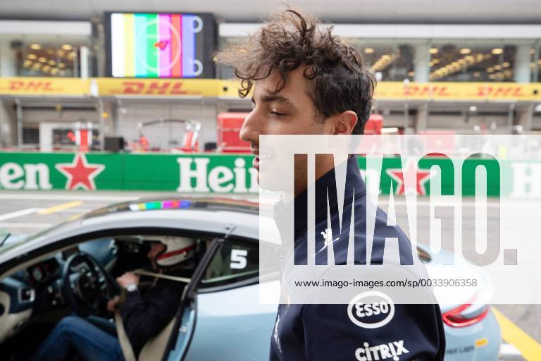 Daniel Ricciardo (Red Bull Racing) , Grosser Preis von China 2018, Ankunft der Fahrer 12.04.18, Shanghai