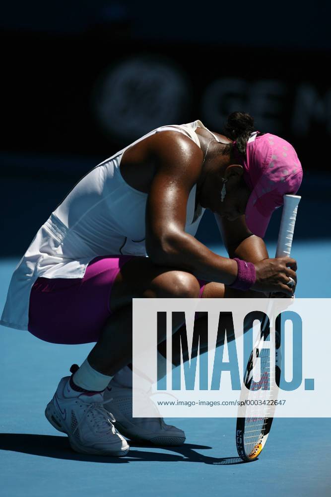 Serena Williams (USA) enttäuscht Tennis Damen Australian Open 2008, Grand Slam, WTA Tour, Viertelfinale Einzelbild Melbourne Tennis Damen Australian Open 2008, Grand Slam, WTA Tour, Viertelfinale Einzelbild Melbourne