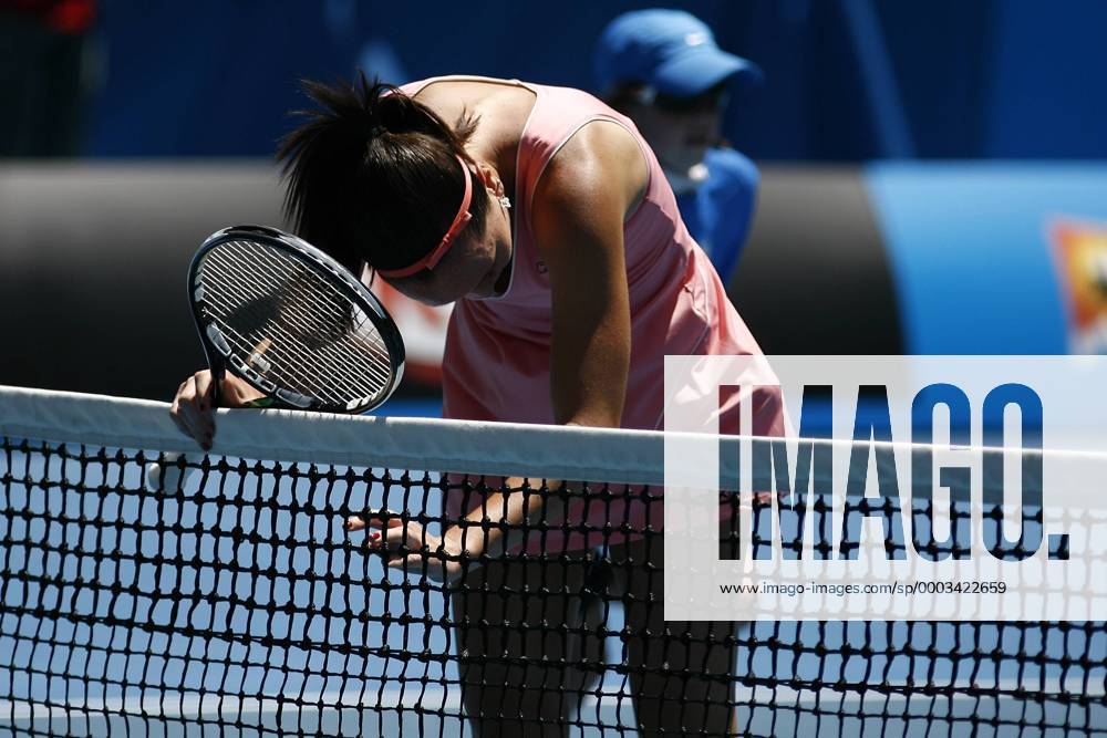Jelena Jankovic (Serbien) jubelt erschöpft am Netz Tennis Damen Australian Open 2008, Grand Slam, WTA Tour, Viertelfinale Einzelbild Melbourne Freude, Tennis Damen Australian Open 2008, Grand Slam, WTA Tour, Viertelfinale Einzelbild Melbourne Freude,