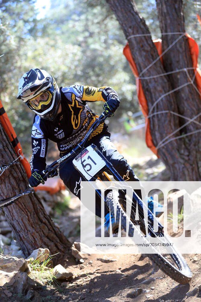 - SPORT Downhill World Cup Losinj 2018 21.04.2018., Veli Losinj, Croatia - From 21-22 April 2018, around 300 competitors from all over the world will descend the 1.8 km of paths and lookouts of the island of vitality, taking part in an extreme bike race in the World Cup - Downhill Losinj. Extreme mountain bike race or Downhill, which stemmed from spring training of Slovenian cyclists, and nowadays is considered as a reputable international race with full support from the Town of Mali Losinj, Jadranka d.d., Tourism Board of the Town of Mali Losinj, and Ministry of tourism of the Republic of Croatia. Rafael Gituerrez Villegas. SlavkoxMidzor PIXSELL