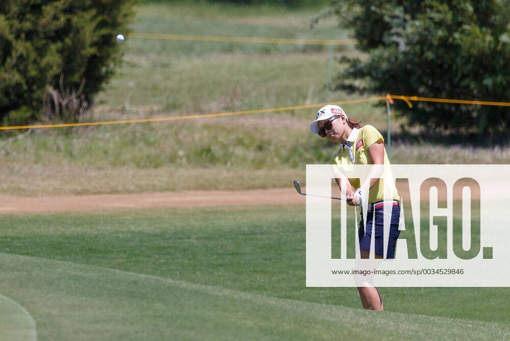 THE COLONY, TX - MAY 05: Sun Young Yoo chips onto the 3 green during the LPGA Golf Damen Volunteers of America Texas Classic on May 5, 2018 at the Old American Golf Club in The Colony, TX. (Photo by Andrew Dieb Icon Sportswire) GOLF: MAY 05 LPGA - Volunteers of America Texas Classic Icon180505144