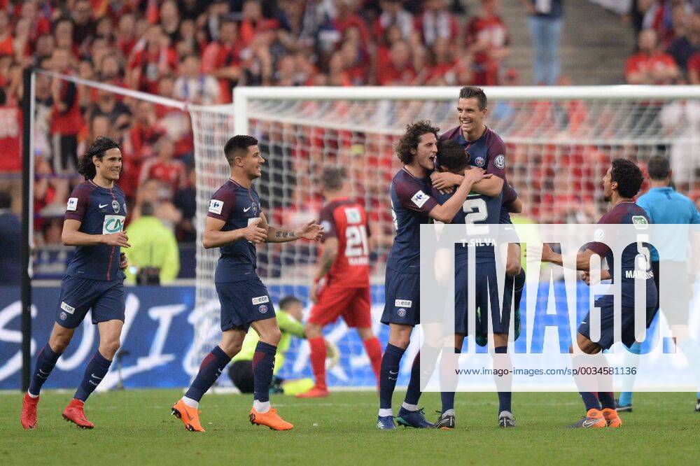 18 GIOVANI LO CELSO (PSG) - 25 ADRIEN RABIOT (PSG) - 17 YURI BERCHICHE (PSG) - 09 EDINSON CAVANI (PSG) - JOIE FOOTBALL : Les Herbiers vs Paris SG - Coupe de France - Finale - 08 05 2018 AnthonyBIBARD FEP Panoramic