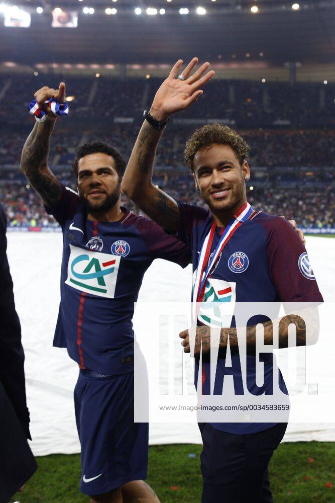 Paris, France - Neymar Jr, Dany Alves during French Cup final (Coupe de France) between Les Herbiers VF and Paris Saint-Germain (PSG) at Stade de France on May 8, 2018 in Saint-Denis near Paris, France. Les Herbiers VF v Paris Saint-Germain - Coupe de France Final - ZUMAn230 20180509_zaa_n230_507
