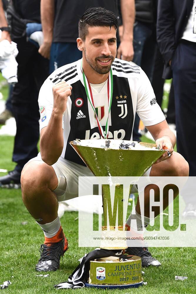 - SPORT Fußball, Juventus Turin feiert die Meisterschaft Mg Torino 19 05 2018 - campionato di calcio serie A Juventus-Hellas Verona foto Matteo Gribaudi Image nella foto: Sami Khedira