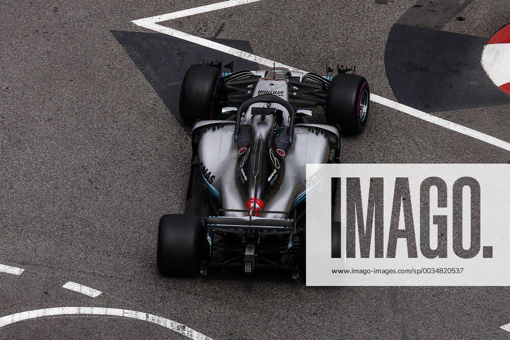 Montecarlo, Monaco - 44 Lewis Hamilton from Great Britain Mercedes W09 Hybrid EQ Power+ team Mercedes GP during the Monaco Formula One Grand Prix at Monaco on 24th of May, 2018 in Montecarlo, Monaco. F1 Grand Prix of Monaco - Practice - ZUMAn230 20180524_zaa_n230_649