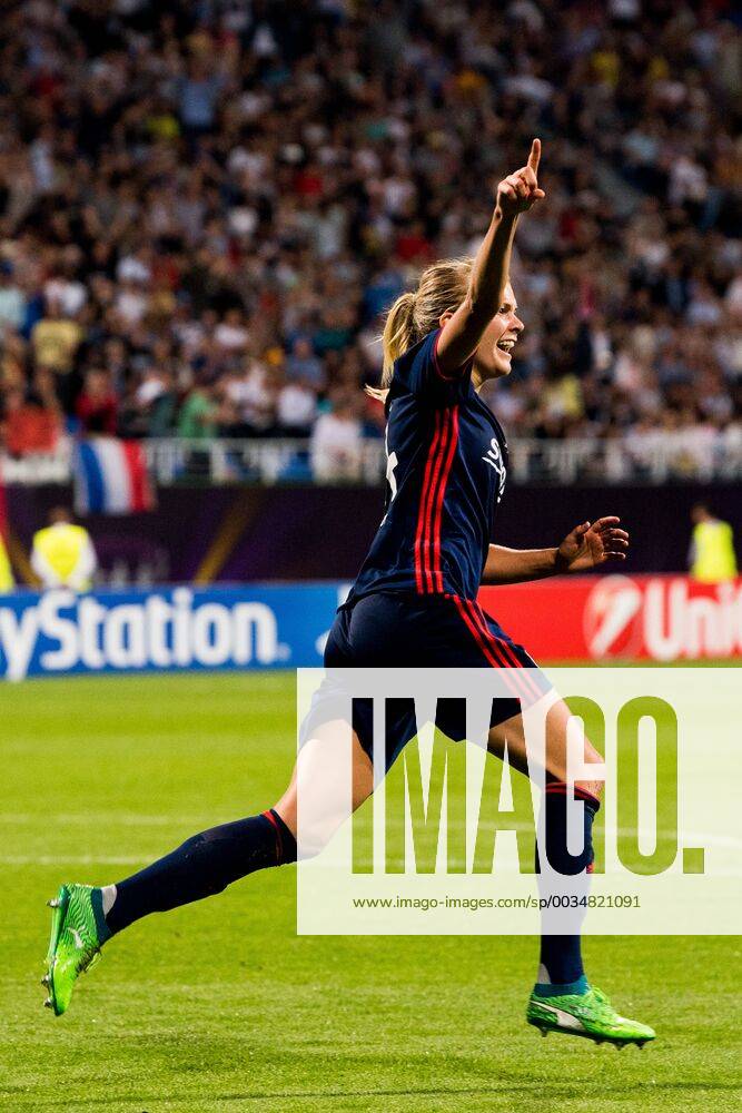 Ada Hegerberg of Lyon celebrates after 3-1 during the UEFA Women s Champions League final between VfL Wolfsburg and Olympique Lyonnais on May 24, 2018 in Kyiv. Photo: Vegard Wivestad Grott BILDBYRAN kod VG 170174