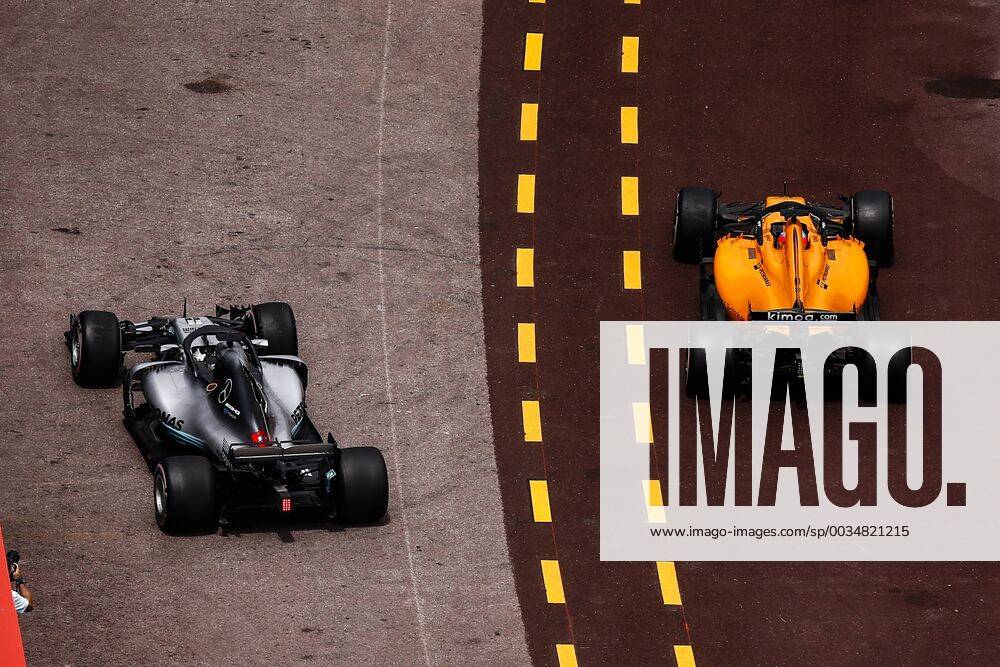 Montecarlo, Monaco - 44 Lewis Hamilton from Great Britain Mercedes W09 Hybrid EQ Power+ team Mercedes GP and 14 Fernando Alonso from Spain with McLaren Renault MCL33 during the Monaco Formula One Grand Prix at Monaco on 24th of May, 2018 in Montecarlo, Monaco. F1 Grand Prix of Monaco - Practice - ZUMAn230 20180524_zaa_n230_769