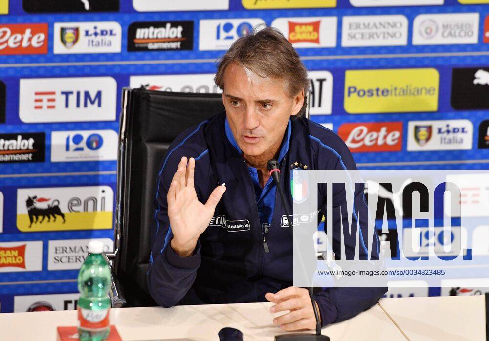 IPP20180524 Football - soccer: FIFA World Cup WM Weltmeisterschaft Fussball 2018 Russia, Preparation national team Nationalteam Of Italy, roberto mancini allenatore italia in conferenza stampa - (Verwendung nur in Deutschland - GERMANY ONLY) *** IPP20180524 Football soccer FIFA World Cup 2018 Russia National Team Of Italy roberto mancini allenatore italia in conferenza stampa Use only in Germany GERMANY ONLY