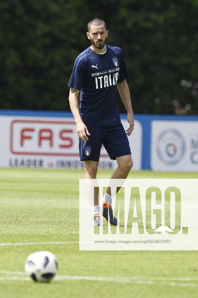 IPP20180524 Football - soccer: FIFA World Cup WM Weltmeisterschaft Fussball 2018 Russia, Preparation national team Nationalteam Of Italy, Leonardo Bonucci (Verwendung nur in Deutschland - GERMANY ONLY) *** IPP20180524 Football soccer FIFA World Cup 2018 Russia National Team Of Italy preparation Leonardo Bonucci use only in Germany GERMANY ONLY