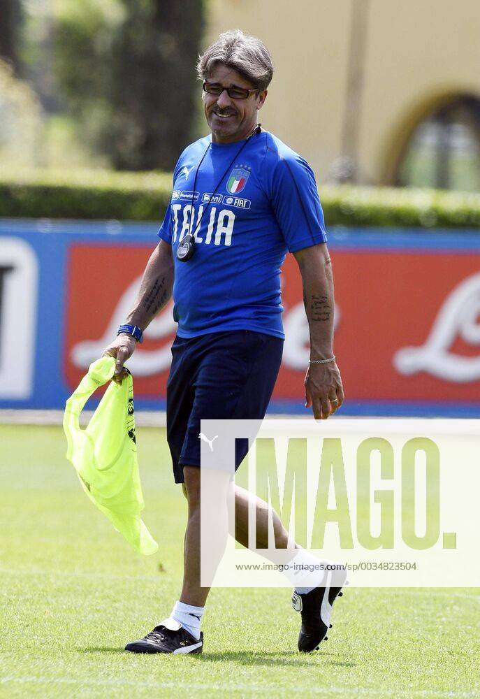 IPP20180524 Football - soccer: FIFA World Cup WM Weltmeisterschaft Fussball 2018 Russia, Preparation national team Nationalteam Of Italy, Alberico Evani assistente allenatore (Verwendung nur in Deutschland - GERMANY ONLY) *** IPP20180524 Football soccer FIFA World Cup 2018 Russia National Team Of Italy preparation Alberico Evani assistente allenatore Use only in Germany GERMANY ONLY