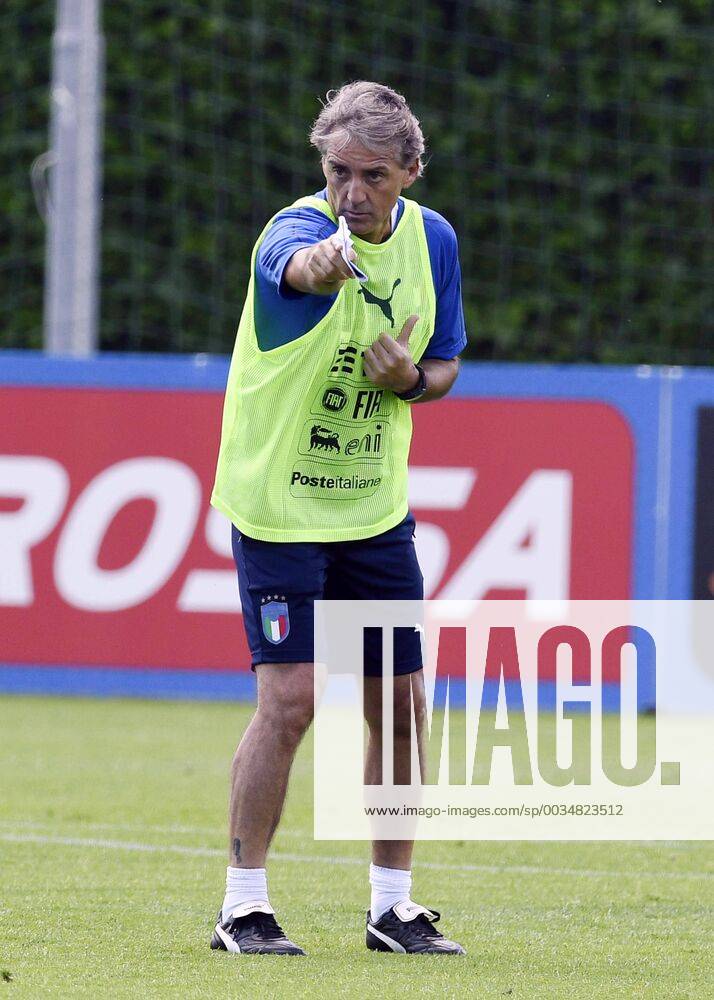 IPP20180524 Football - soccer: FIFA World Cup WM Weltmeisterschaft Fussball 2018 Russia, Preparation national team Nationalteam Of Italy, Roberto Mancini allenatore italia (Verwendung nur in Deutschland - GERMANY ONLY) *** IPP20180524 Football soccer FIFA World Cup 2018 Russia National Team Of Italy Roberto Mancini allenatore italia Only used in Germany GERMANY ONLY