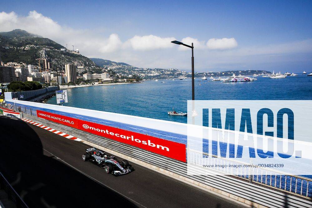 Montecarlo, Monaco - 44 Lewis Hamilton from Great Britain Mercedes W09 Hybrid EQ Power+ team Mercedes GP during the Monaco Formula One Grand Prix at Monaco on 24th of May, 2018 in Montecarlo, Monaco. F1 Grand Prix of Monaco - Practice - ZUMAn230 20180524_zaa_n230_1022
