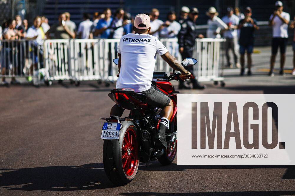 Montecarlo, Monaco - 44 Lewis Hamilton from Great Britain Mercedes W09 Hybrid EQ Power+ team Mercedes GP portrait leaving the pitlane with his Agusta MV motorbike during the Monaco Formula One Grand Prix at Monaco on 25th of May, 2018 in Montecarlo, Monaco. F1 Grand Prix of Monaco - Previews - ZUMAn230 20180525_zaa_n230_936