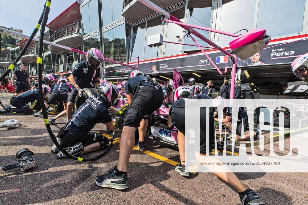 Hektik in der Box bei Sahara Force India F1 Team, Grosser Preis von Monaco 2018, Rennen, Motorsport, Formel 1, 26.05.2018, Grosser Preis von Monaco 2018, Rennen, Motorsport, Formel 1, 26.05.2018 Monte Carlo