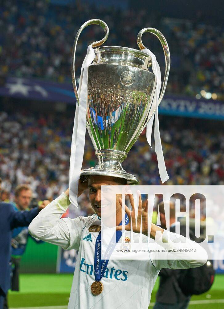 Fußball, Real Madrid gewinnt Champions League Cristiano RONALDO, Real Madrid 7 mit Champions League Pokal, Trophaee, Pott, ceremony, REAL MADRID - FC LIVERPOOL Fussball UEFA Champions League, Finale, Kiew, Ukraine, May 26, 2018 CL Season 2017 2018