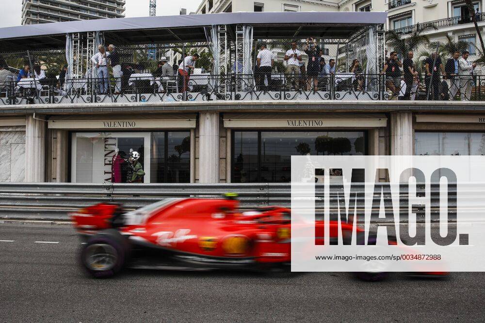 Montecarlo, Monaco - 07 Kimi Raikkonen from Finland Scuderia Ferrari SF71H in front of Valentino shops during the Race of Monaco Formula One Grand Prix at Monaco on 27th of May, 2018 in Montecarlo, Monaco. F1 Grand Prix of Monaco - ZUMAn230 20180527_zaa_n230_911