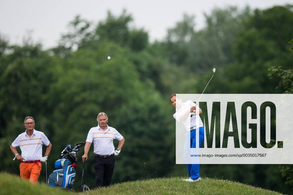 GOLF - PGA Golf Herren Shot Clock Masters 2018 ATZENBRUGG,AUSTRIA,06.JUN.18 - GOLF - PGA European Tour, Shot Clock Masters, Diamond Country Club, ProAm. Image shows Martin Gross, sporting director Hans Pum (OESV) and Michael Berger (ORF). GEPAxpictures xDanielxGoetzhaber