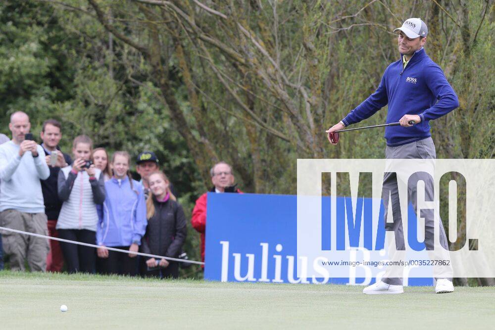 Martin Kaymer (GER) spielt um den Sieg mit, Die Puts zur alleinigen Fuehrung wollen nicht fallen, Zweifel, 3. Tag, 30. BMW International Open, Golf, Golf Open, Gut Laerchenhof, Koeln, 23.06.2018 BMW International Open , Golf Koeln