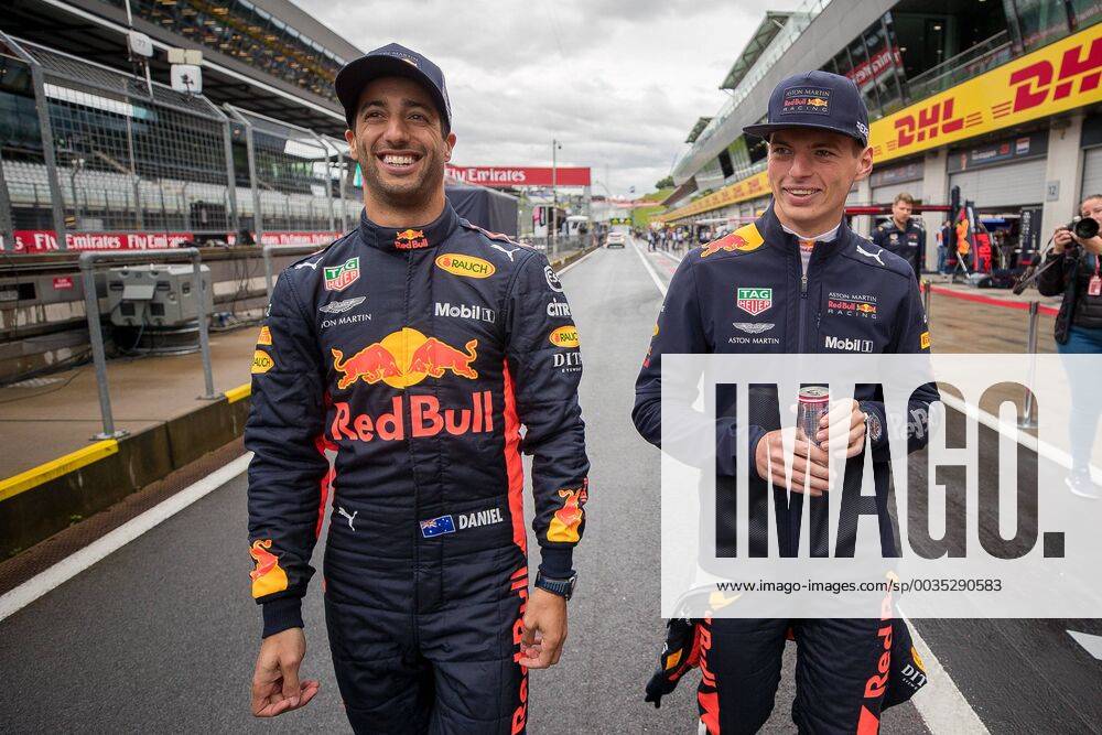 Red Bull Ring, Spielberg, AUT, FIA, Formel 1, Grosser Preis von Oesterreich, Vorberichte, im Bild Daniel Ricciardo (AUS, Red Bull Racing), Max Verstappen (NED, Red Bull Racing) Australian Formula One drive Daniel Ricciardo of Red Bull Racing Dutch Formula One driver Max Verstappen of Red Bull Racing during preparations of the Austrian FIA Formula One Grand Prix at the Red Bull Ring in Spielberg, France on 2018 06 28. Spielberg
