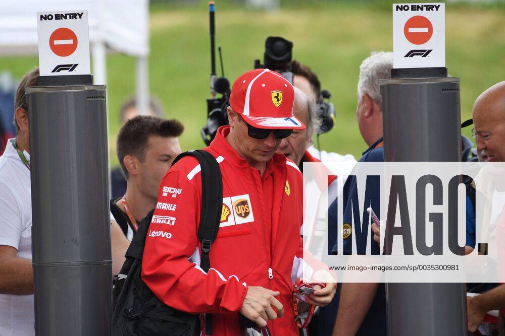 Kimi Raikkonen (Scuderia Ferrari) kommt morgens ins Fahrerlager, Formel 1 Grosser Preis von Oesterreich, Red Bull Ring, 29.06.2018, Formel 1 Grosser Preis von Oesterreich, Red Bull Ring, 29.06.2018 Spielberg
