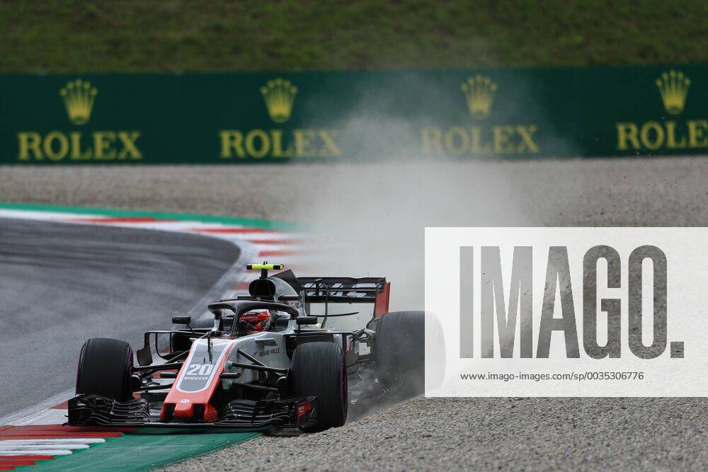 29th June 2018, Red Bull Ring, Spielberg, Austria; Austrian Formula One Grand Prix, Friday free practice; Haas F1 Team, Kevin Magnussen off line and into the gravel ActionPlus12042530 Octane