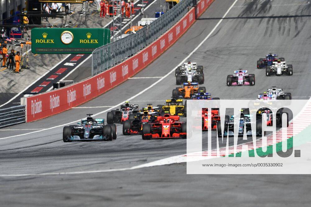 Der Start zum Grossen Preis von Oesterreich, Formel 1 Grosser Preis von Oesterreich, Red Bull Ring, 01.07.2018.2018, Formel 1 Grosser Preis von Oesterreich, Red Bull Ring, 01.07.2018 Spielberg