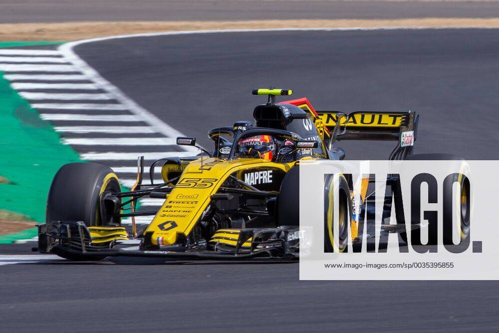 6th July 2018, Silverstone Circuit, Silverstone, England; British Formula One Grand Prix, Friday free practice; Carlos Sainz Jr in his Renault Formula One Team Renault RS18 ActionPlus12044447 TimxWilliams