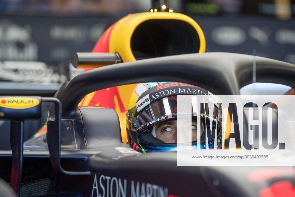 Daniel Ricciardo (Red Bull Racing) GBR, FIA, Formel 1, Grosser Preis von Grossbritannien Silverstone