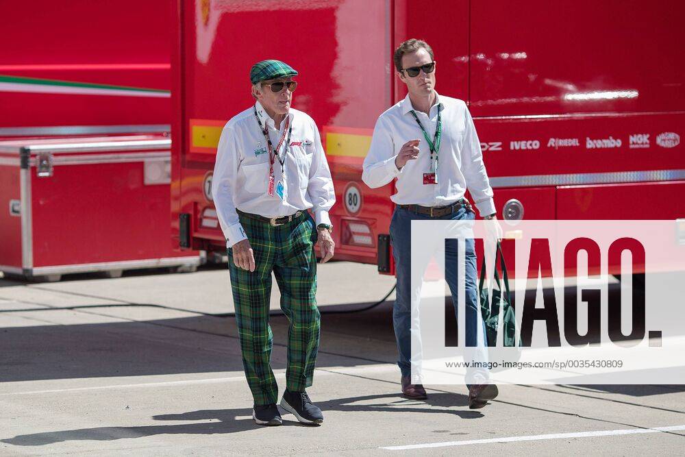 Sir Jackie Stewart (ehemaliger Rennfahrer) auf dem Weg zur Rennstrecke GBR, FIA, Formel 1, Grosser Preis von Grossbritannien, Rennen Silverstone