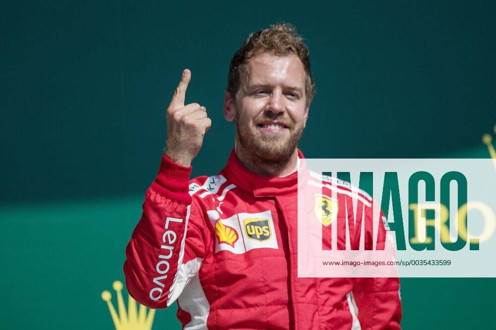 Sebastian Vettel (Scuderia Ferrari) nach dem Gewinn des Grossen Preis von Grossbritannien GBR, FIA, Formel 1, Grosser Preis von Grossbritannien, Rennen Silverstone