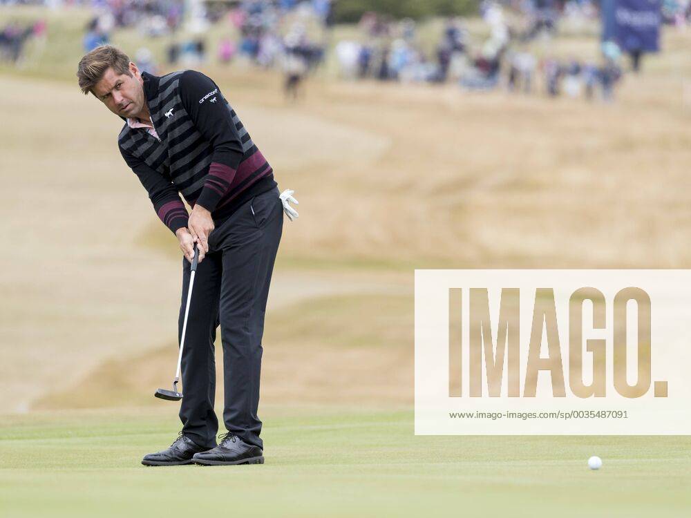 12th July 2018, Gullane Golf Club, Gullane, Scotland; Aberdeen Investments Scottish Open Golf, 1st round; Robert Rock putt on the 16th green ActionPlus12046739 AlanxRennie