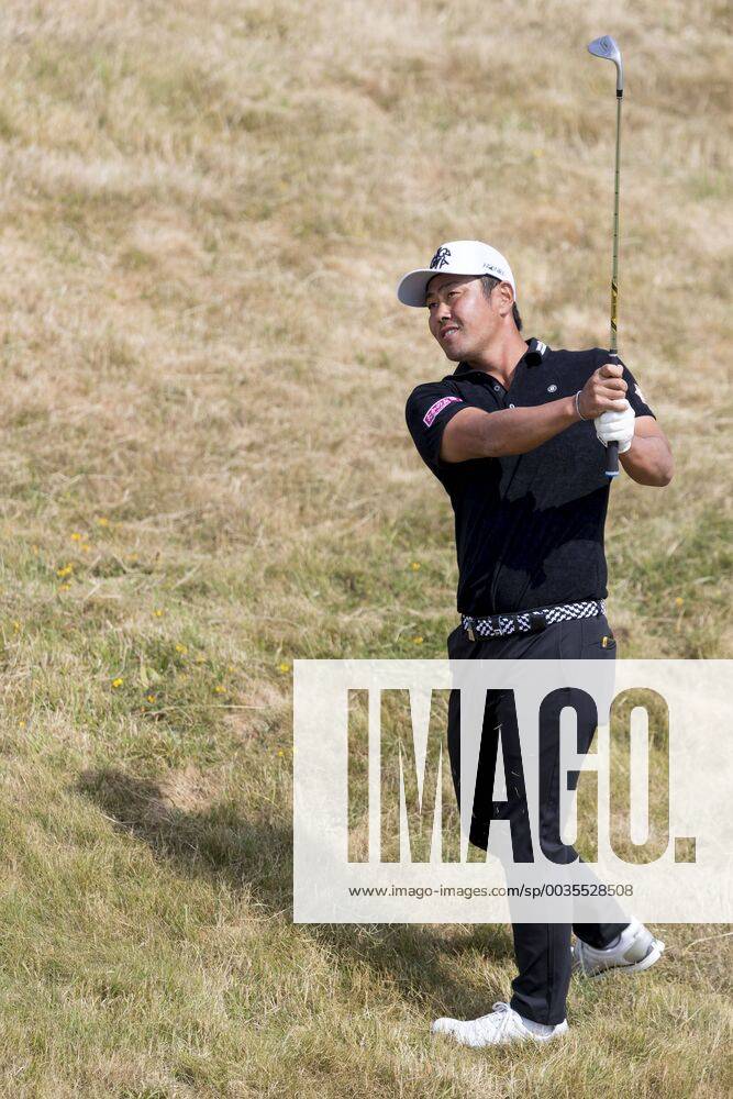 15th July 2018, Gullane Golf Club, Gullane, Scotland; Aberdeen Investments Scottish Open Golf, 4th round; Hideto Tanihara from semi-rough on the first fairway ActionPlus12047869 AlanxRennie