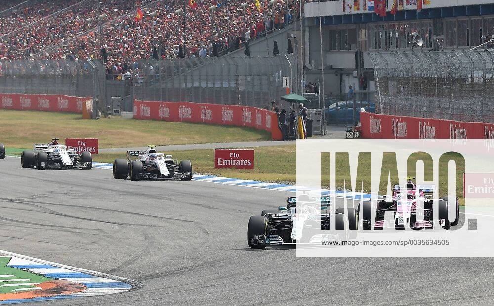 Formel 1 FIA , Grand Prix von Deutschland Rennen 2018, v.l. Lewis Hamilton (Mercedes AMG) überholt Esteban Ocon (Force India - Mercedes) Hockenheim