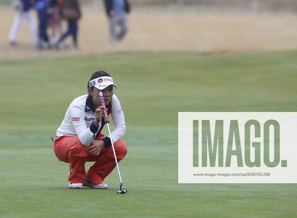 3rd August 2018, Royal Lytham & St Annes Golf Club, Lytham St Annes, England; Ricoh Womens British Open Golf, 2nd round; Teresa Lu (TPE) lines up her putt on the 18th green ActionPlus12052394 AlanxMartin