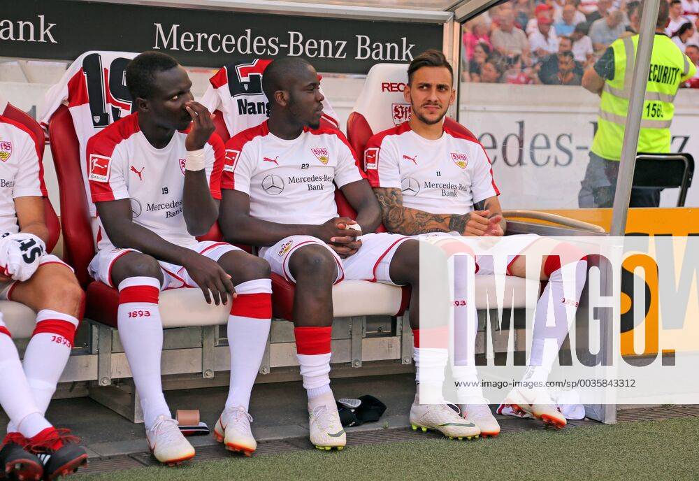 VfB Stuttgart - Atletico Madrid Deutschland, Stuttgart, 05.08.2018, Fussball, Bundesliga, Saison 2018 2019, Testspiel, VfB Stuttgart - Atletico Madrid: v.l. Chadrac Akolo, Orel Mangala, Anastasios Donis (alle VfB Stuttgart).