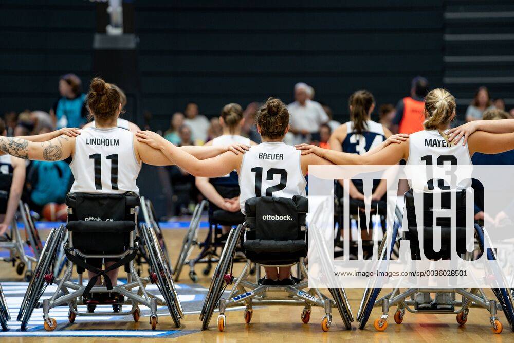 KW33 Rollstuhlbasketball WM 2018 in Hamburg - Gruppenphase Frauen Deutschland GER gegen Vereinigte Staaten von Amerika USA Rollstuhlbasketball WM 2018 in Hamburg - Gruppenphase Frauen Deutschland GER gegen Vereinigte Staaten von Amerika USA, Hamburg Hamburg Deutschland Edeloptics-Arena