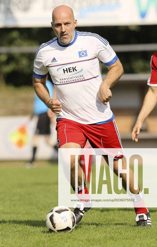 Abschiedsspiel für Willy Ketterer - Foto : am Ball Stefan Schnoor Fussball Herren Oberliga Hamburg am So. 19.08.2018, Auswahlspiel der Oldies des VfL Pinneberg - HSV Altliga