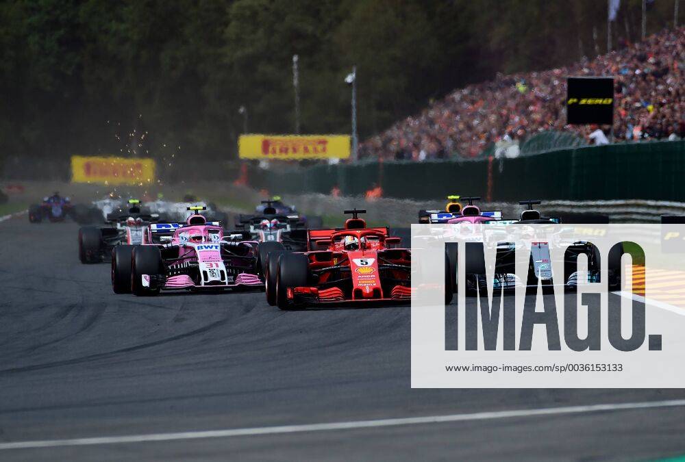 Sebastian Vettel, Scuderia Ferrari, vorbei an Lewis Hamilton; Mercedes Grand Prix, formula 1 GP, Belgien in Spa, 26.08.2018 Photo:mspb Jean Petin Sebastian Vettel, vorbei an Lewis Hamilton; formula 1 GP, Belgien 2018