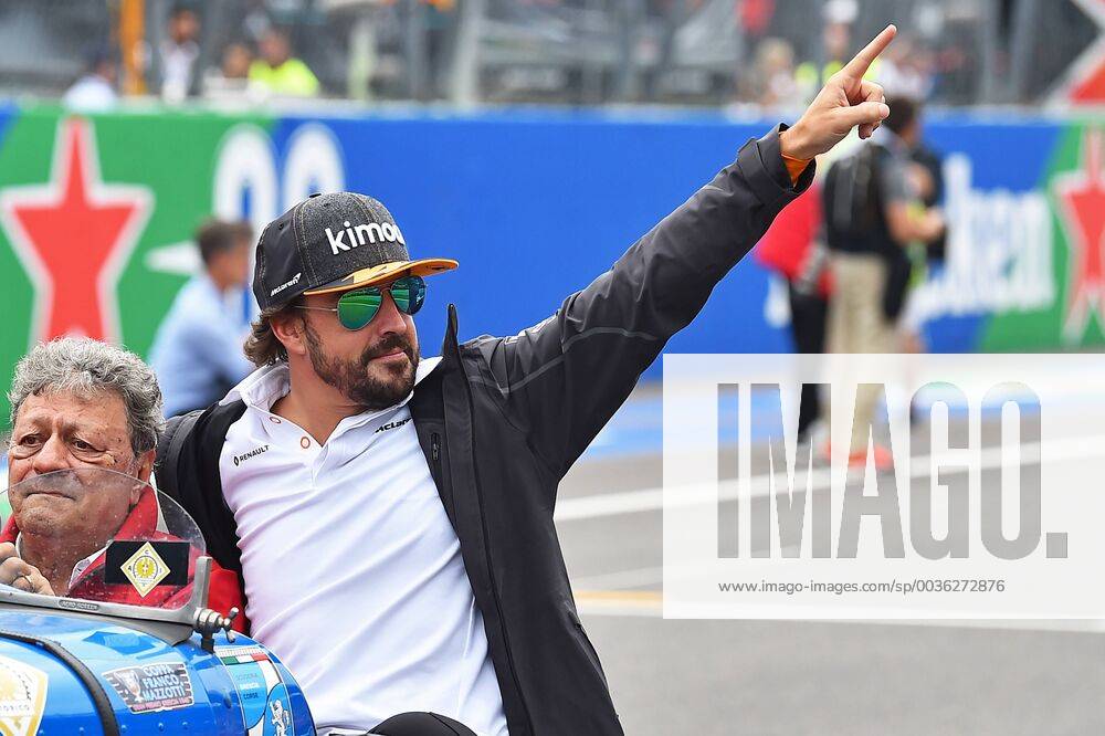 31.08.- 02.09.2018, FIA Formula 1 Championship, Formula 1, Grosser Preis von Italien 2018, GP Italia, Monza Im Bild: Fahrerparade Fernando Alonso (ESP 14), McLaren Honda Monza Italien