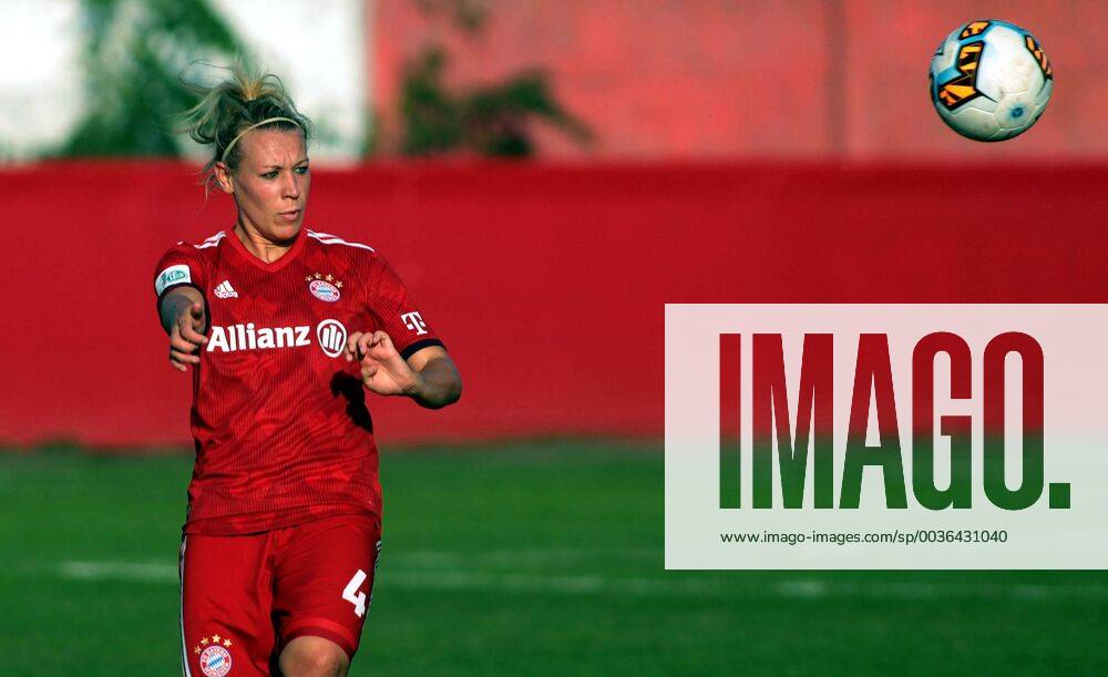 Subotica(Serbia) ZFK Spartak Subotica-FC Bayern München UEFA women s football champions league round of 32 Kristin Demann FC Bayern München :