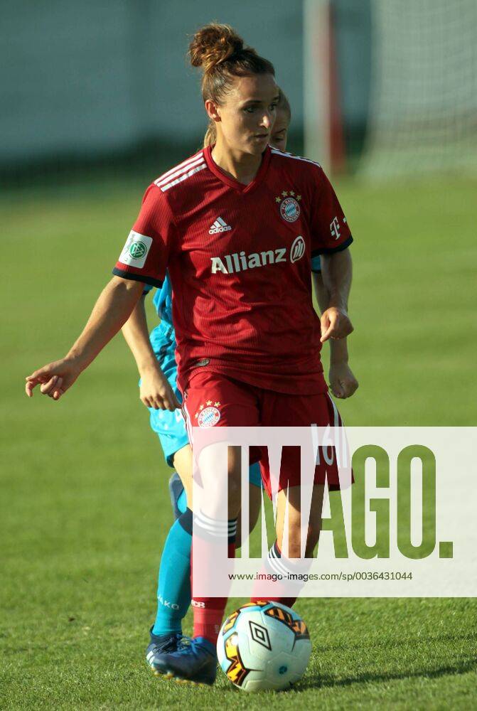 Subotica(Serbia) ZFK Spartak Subotica-FC Bayern München UEFA women s football champions league round of 32 Lina Magull FC Bayern München :