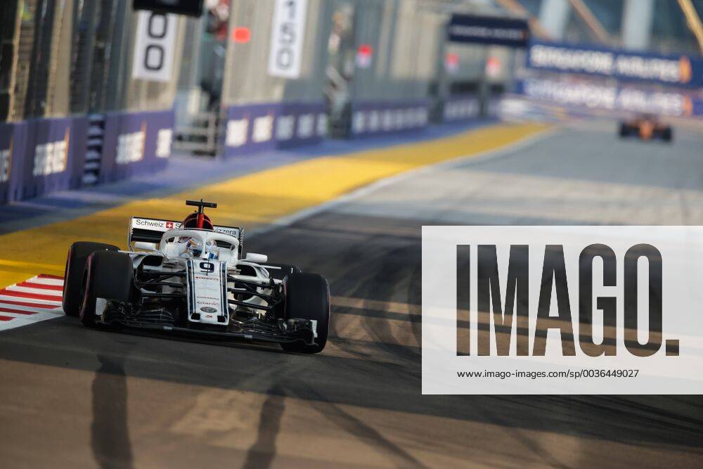 14th September 2018, Marina Bay Street Circuit, Singapore; Formula One Grand Prix of Singapore, Friday free practice; Alfa Romeo Sauber driver Marcus Ericsson ActionPlus12062019 StephenxBlackberry
